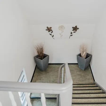 Wohnoffice Mit Uebernachtungsmoeglichkeit Residenz Fischbach Kiba Friedrichshafen