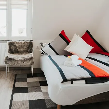 Lägenhet Wohnoffice Mit Uebernachtungsmoeglichkeit Residenz Fischbach Kiba