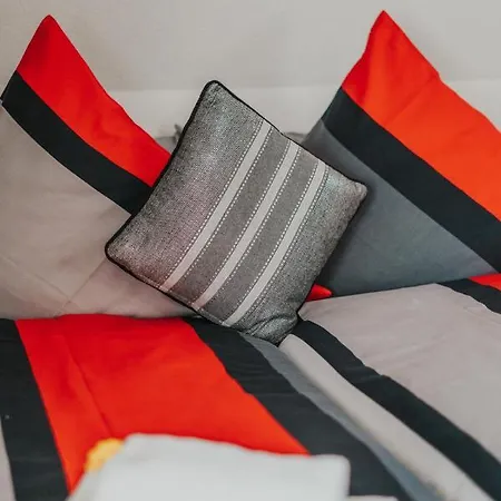 Wohnoffice Mit Uebernachtungsmoeglichkeit Residenz Fischbach Kiba * Friedrichshafen