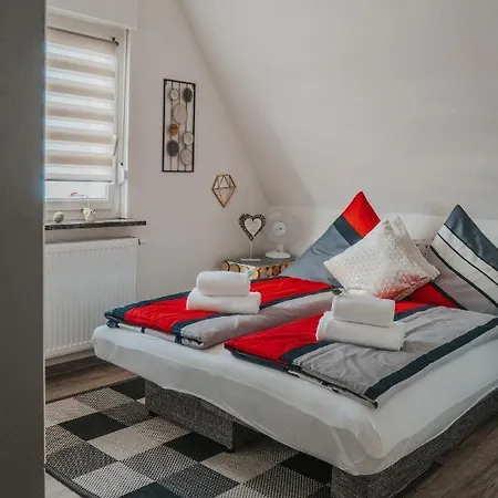 Lägenhet Wohnoffice Mit Uebernachtungsmoeglichkeit Residenz Fischbach Kiba *