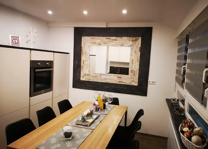 Apartamento Wohnoffice Mit Uebernachtungsmoeglichkeit Residenz Fischbach Kiba