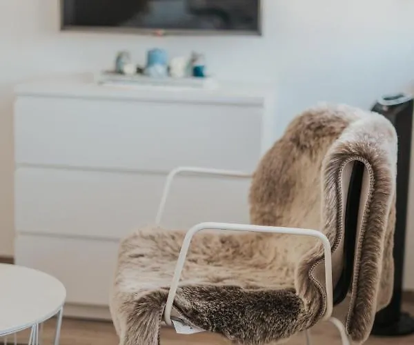 Wohnoffice Mit Uebernachtungsmoeglichkeit Residenz Fischbach Kiba Apartamento